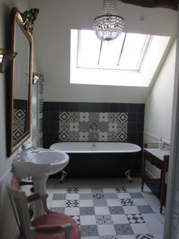 Castel De La Comtesse Bed & Breakfast Blois Exterior photo